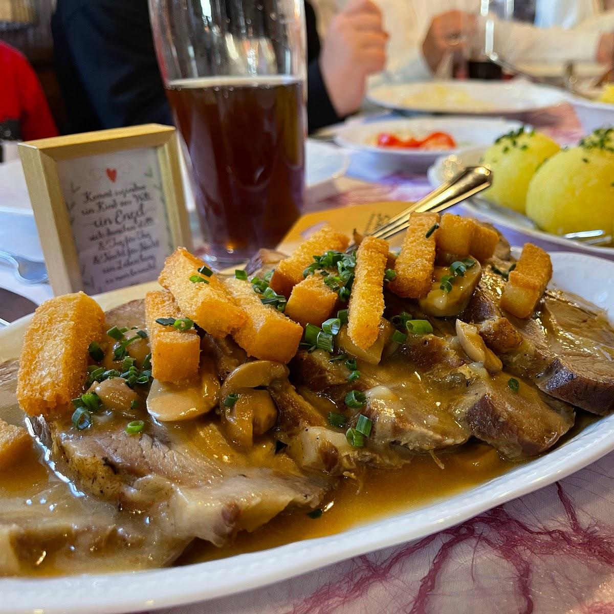 Restaurant "Gasthaus zum Grünen Baum" in Hallerndorf