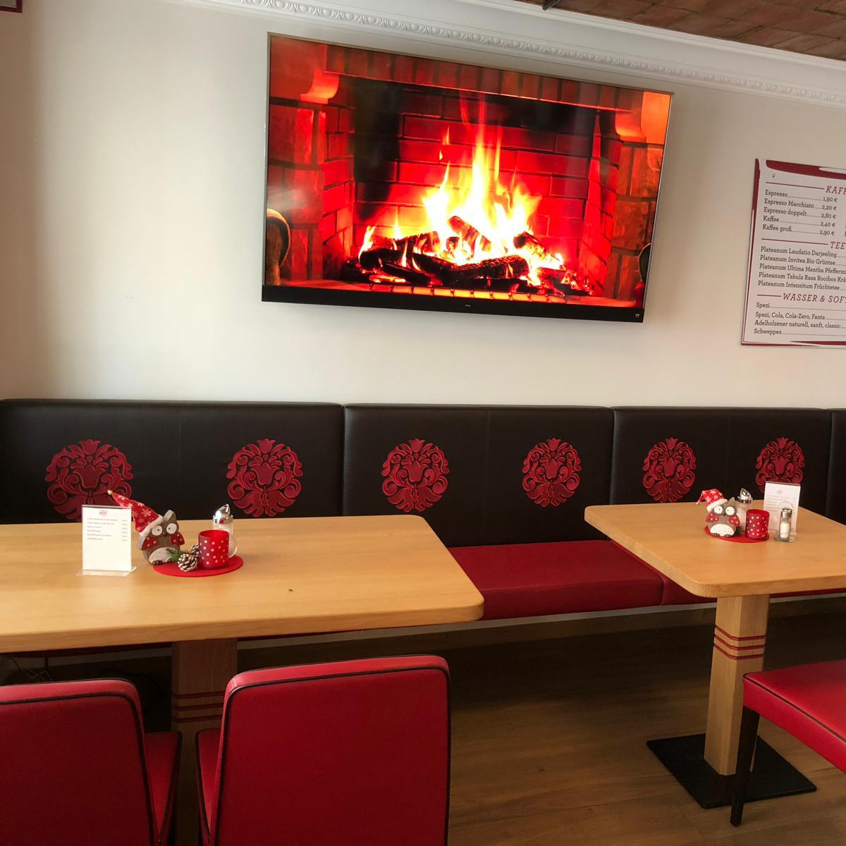 Restaurant "Café Gstadt" in Gstadt am Chiemsee