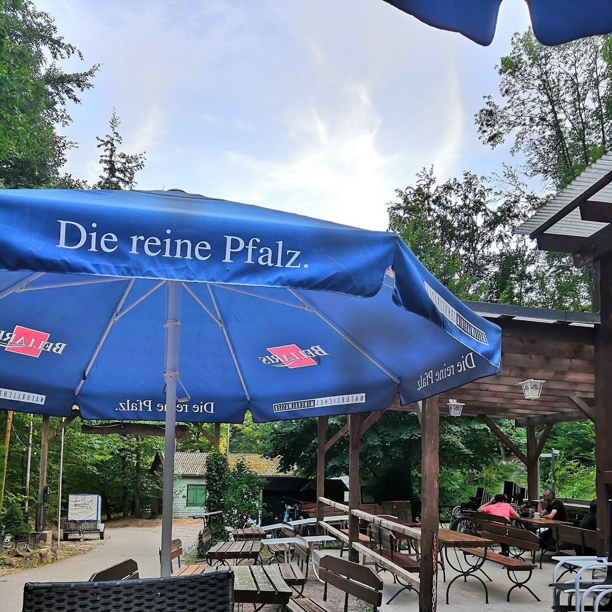 Restaurant "Waldgaststätte im Schützenhaus" in  Oberotterbach