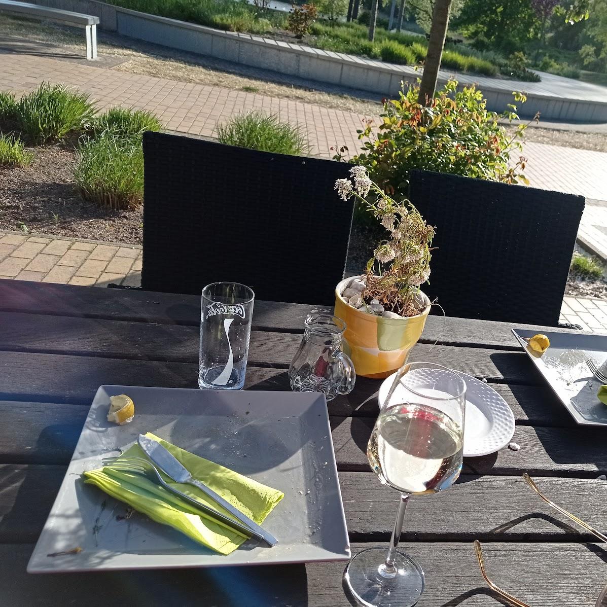 Restaurant "Stranddistel Kölpinsee" in Loddin