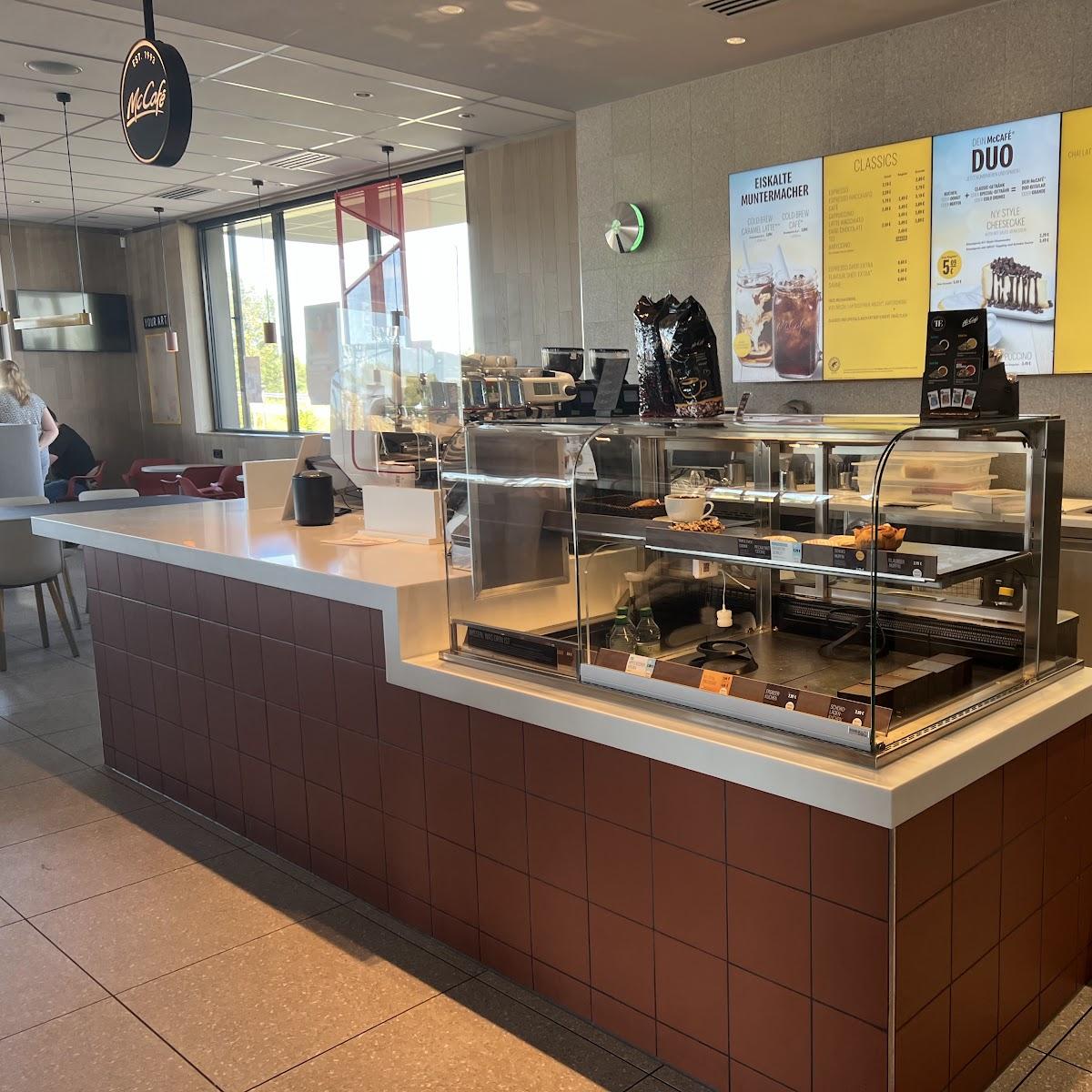 Restaurant "McDonald