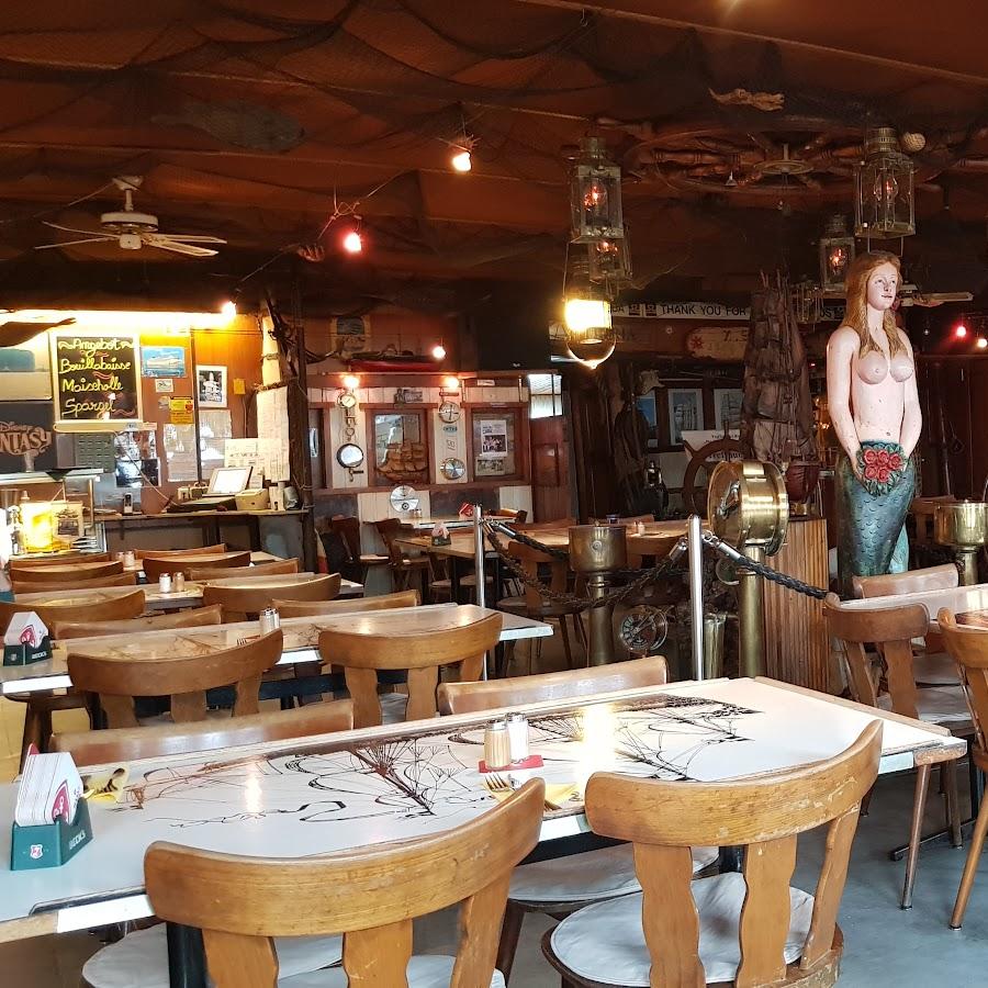 Restaurant "Treffpunkt Kaiserhafen" in Bremerhaven