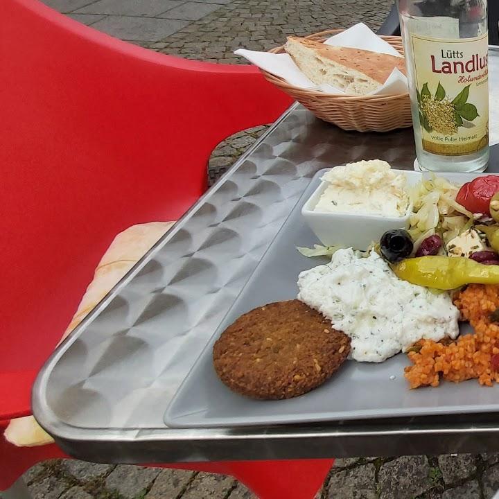 Restaurant "Ozis Mediterrane Feinkost & Bistro" in Alfeld (Leine)