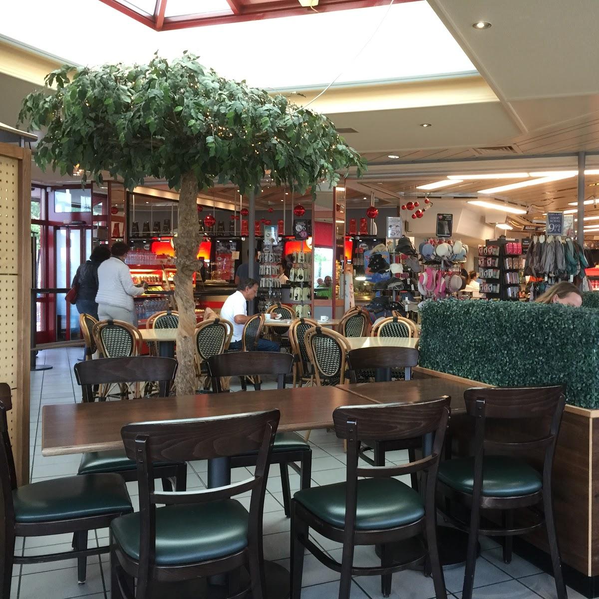 Restaurant "Serways Raststätte Jura Ost" in Velburg