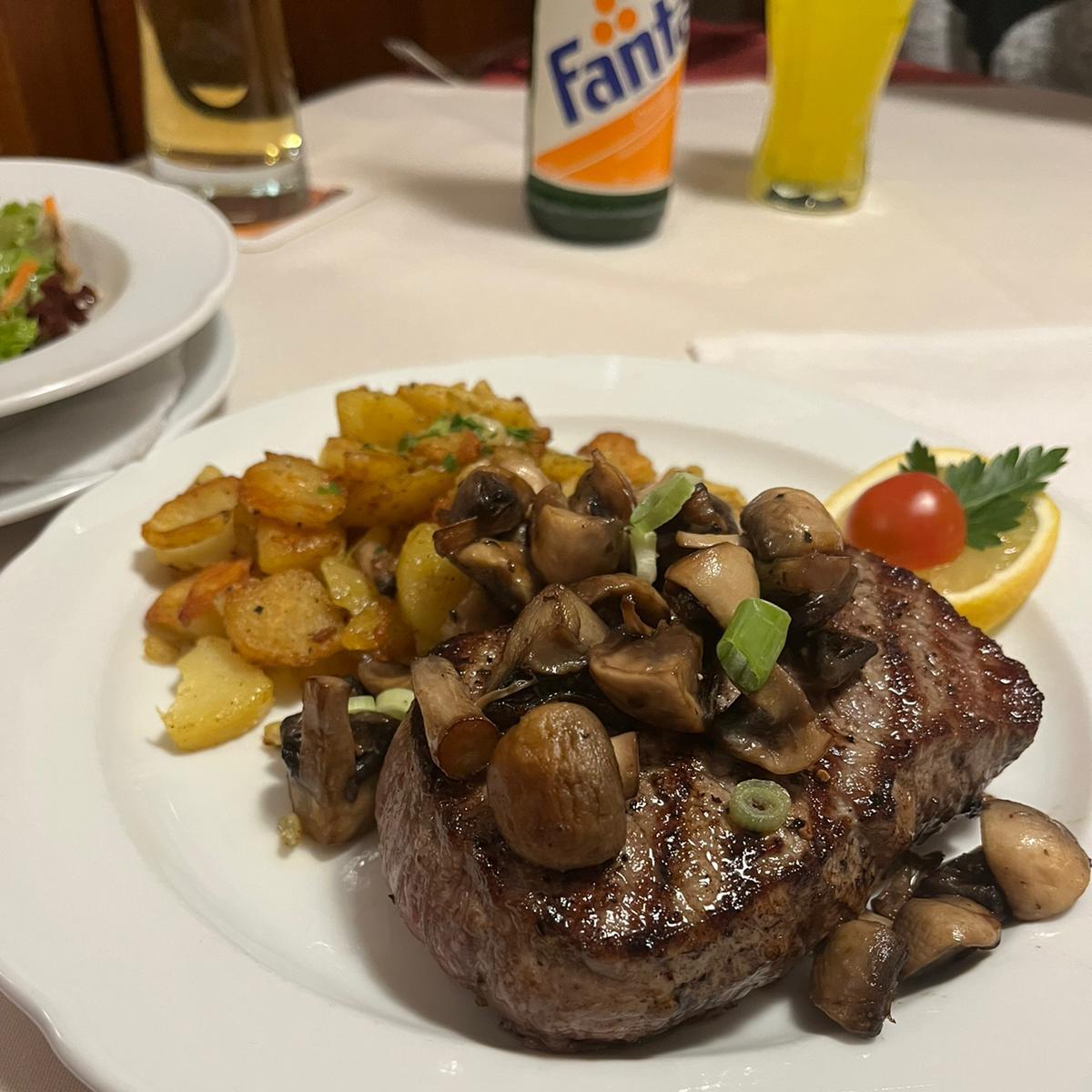 Restaurant "Heinemann" in Gleichen