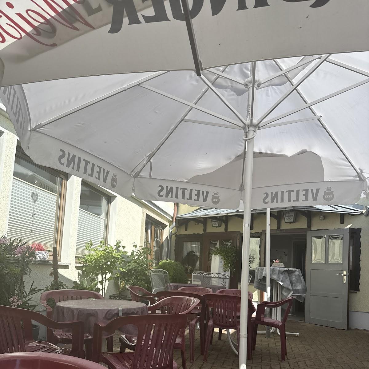 Restaurant "Conny’s Gaststube & Eiscafé" in Hohes Kreuz