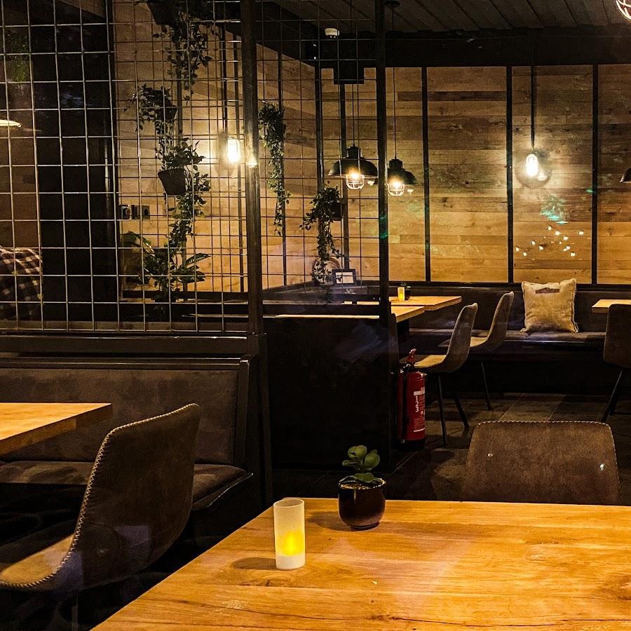 Restaurant "Hanskaschber - Cocktailbar, Burger Restaurant & Stadtstrand" in Bayreuth