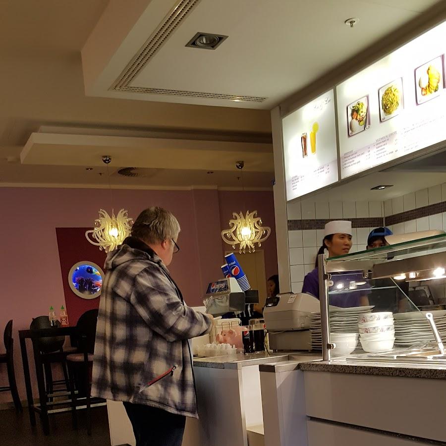 Restaurant "Lee & Lee Asia Bistro" in Schenefeld