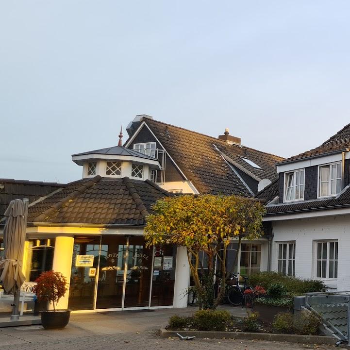 Restaurant "Ringhotel Klövensteen" in Schenefeld