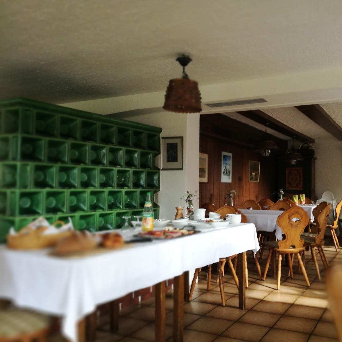Restaurant "Gasthaus Zum Kreuz" in Grafenhausen