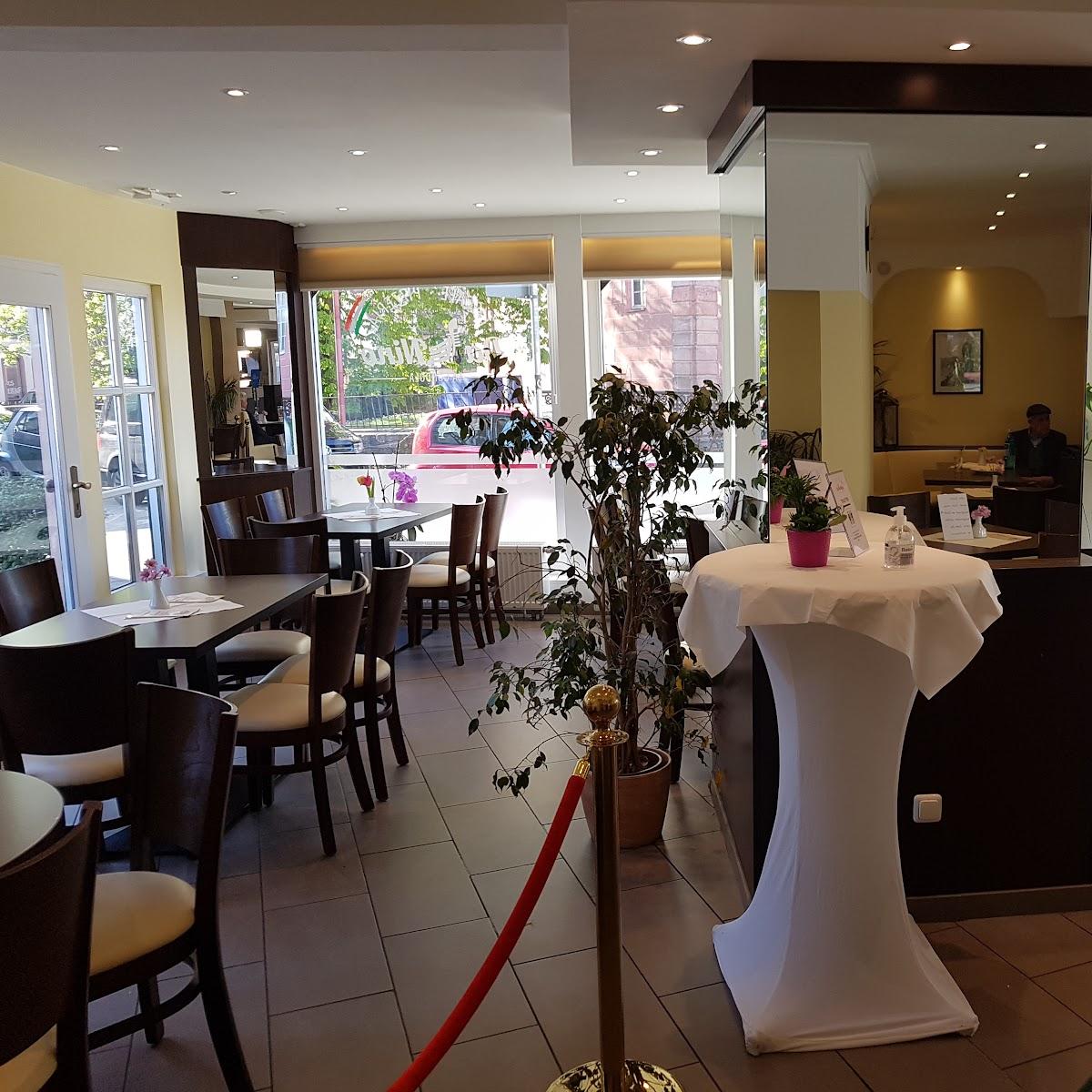 Restaurant "Eiscafé La Gondola und Pizzeria Da Nino" in Erbach