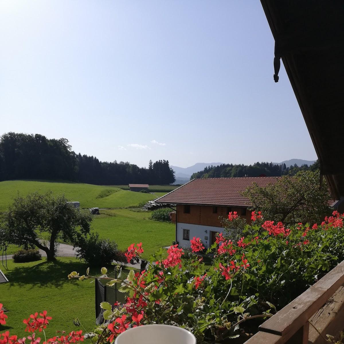 Restaurant "Unterhuberhof" in Vachendorf