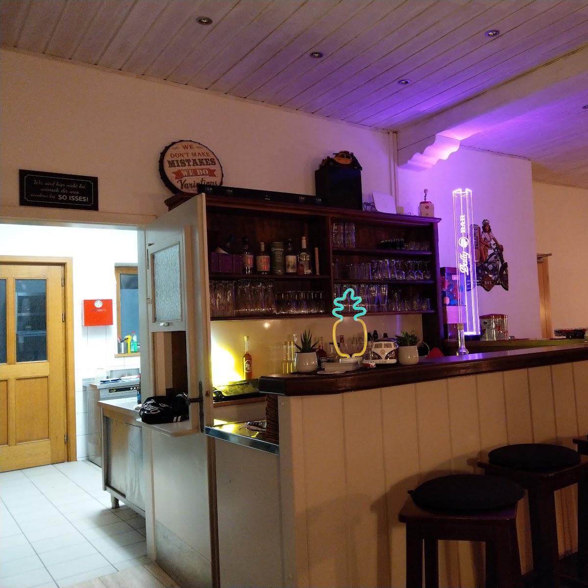 Restaurant "Bully Bar" in Übersee