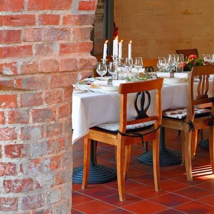 Restaurant "Kranich Café" in Saal