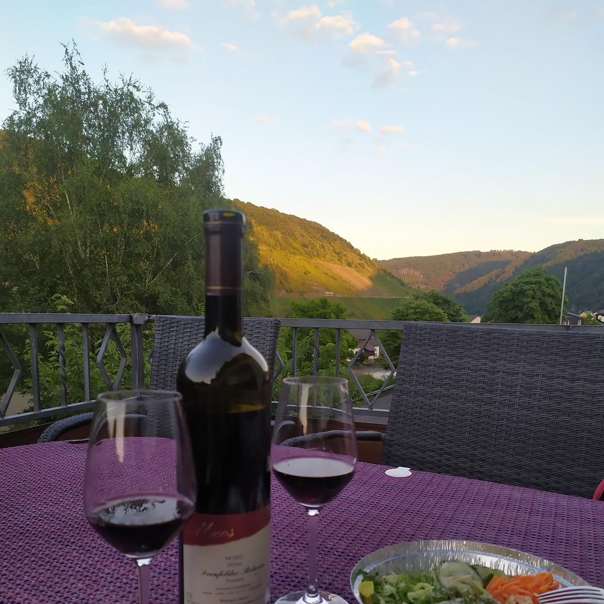 Restaurant "Gästehaus Familie Walter Mees" in Briedel