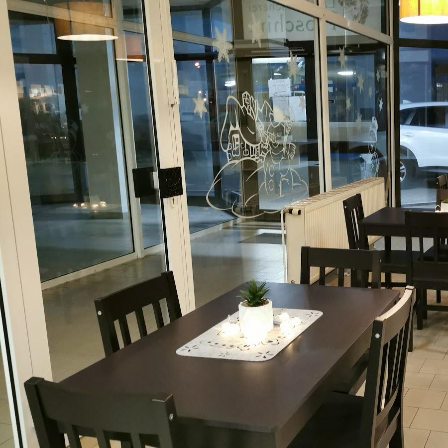 Restaurant "Pizza king" in Lauta