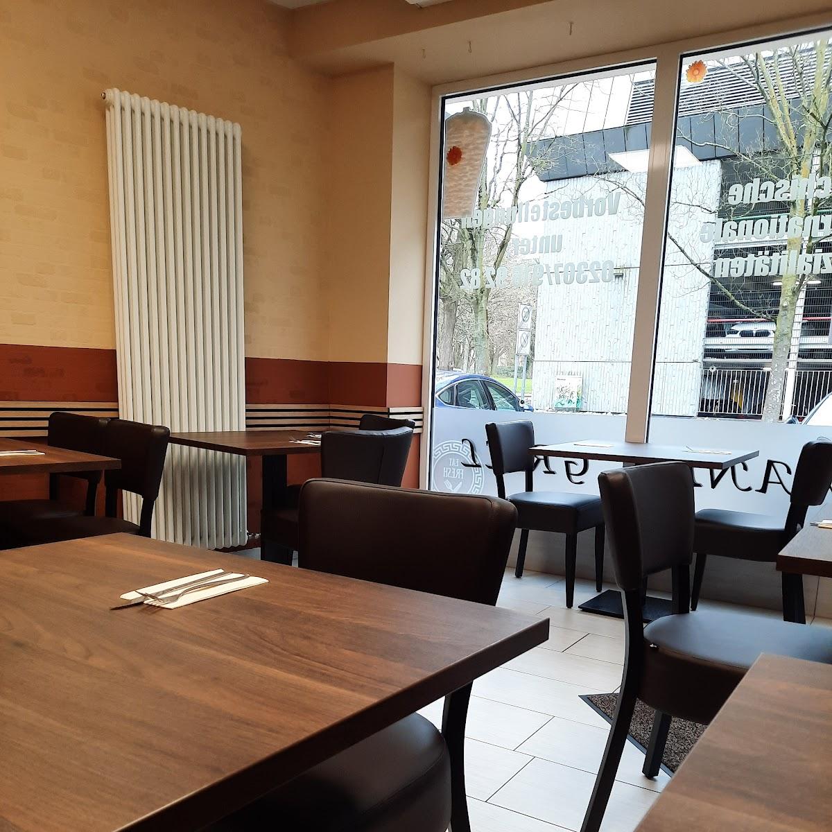 Restaurant "Mani Grill" in Kamen