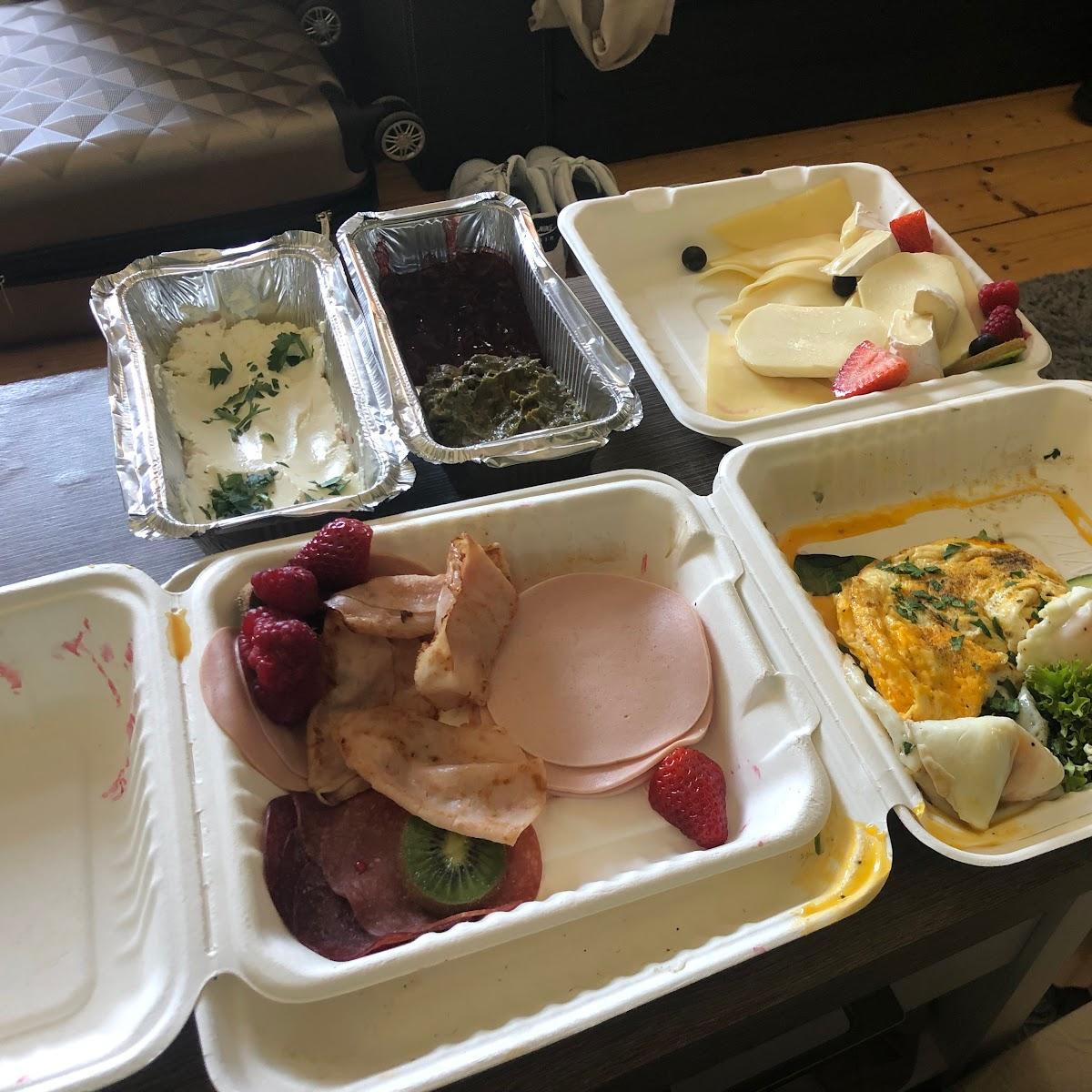 Restaurant "Lily Breakfast-Club  Beef & Vegan Food " in Berlin