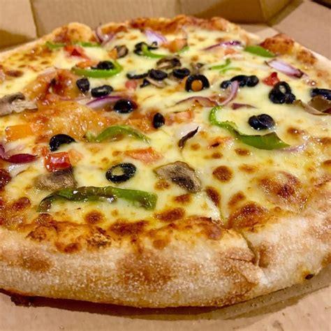 Restaurant "Mr. Pizza" in Floß