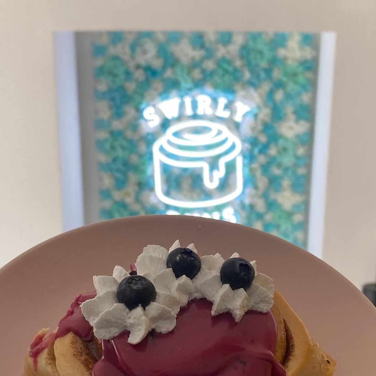 Restaurant "SWIRLY BUNS - vegan Cinnamonrolls, Desserts, Torten, Kuchen, Café" in Halle (Saale)