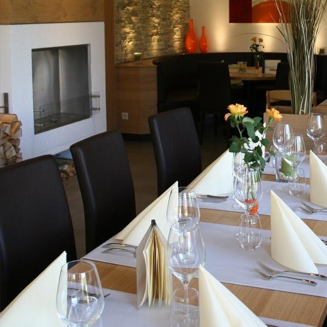 Restaurant "Restaurant & Hotel & Ferienwohnungen „Karpfen am “" in Illmensee