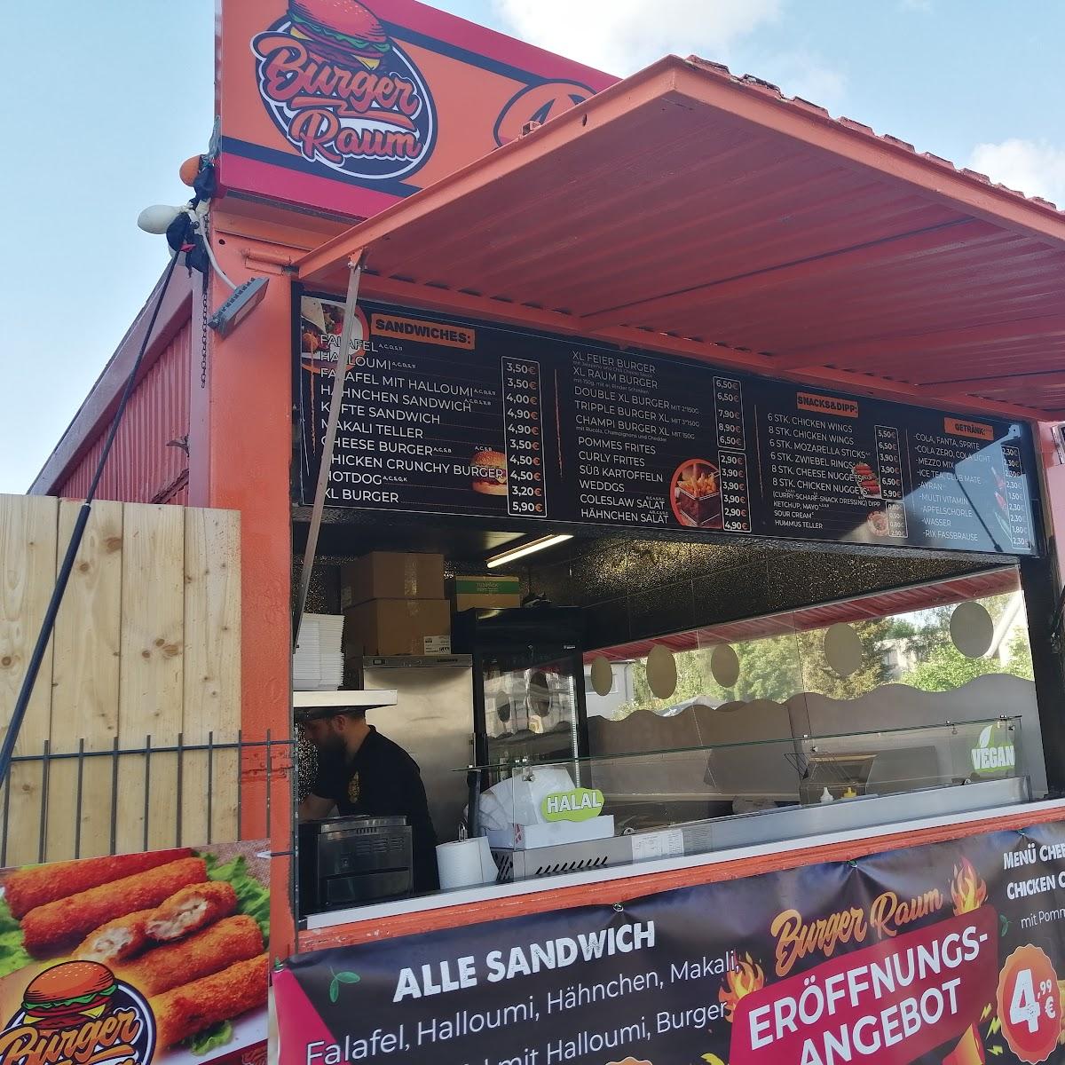 Restaurant "Burger Raum" in Berlin