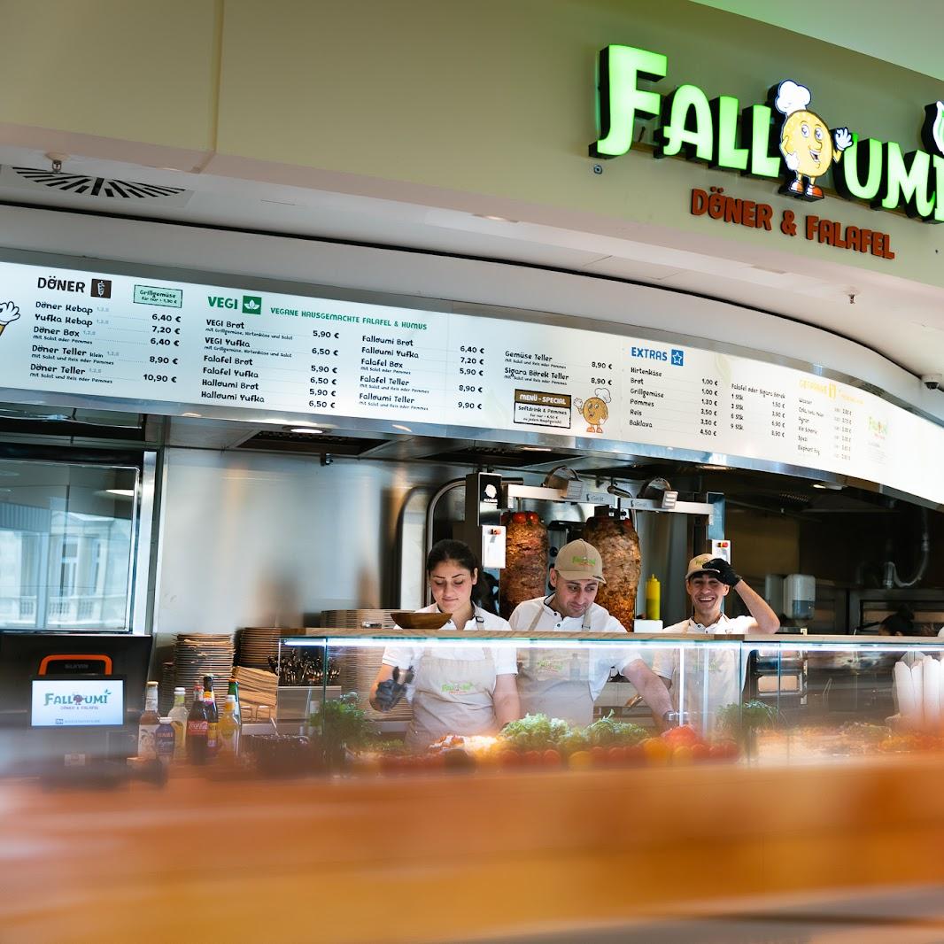 Restaurant "Falloumi - Döner & Falafel" in Stuttgart