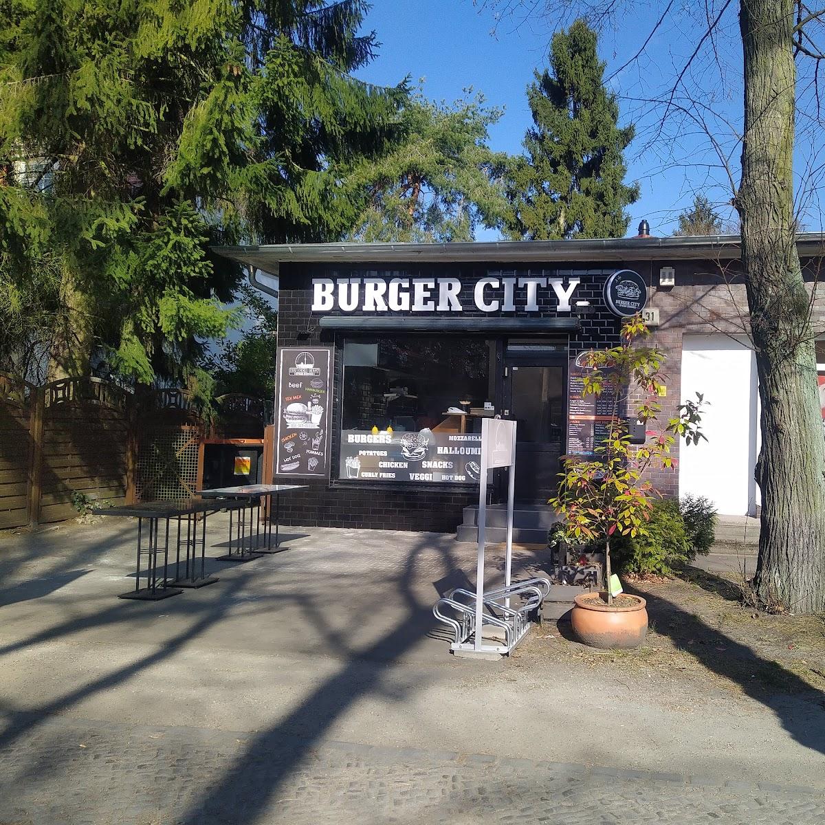 Restaurant "Burger City" in Berlin