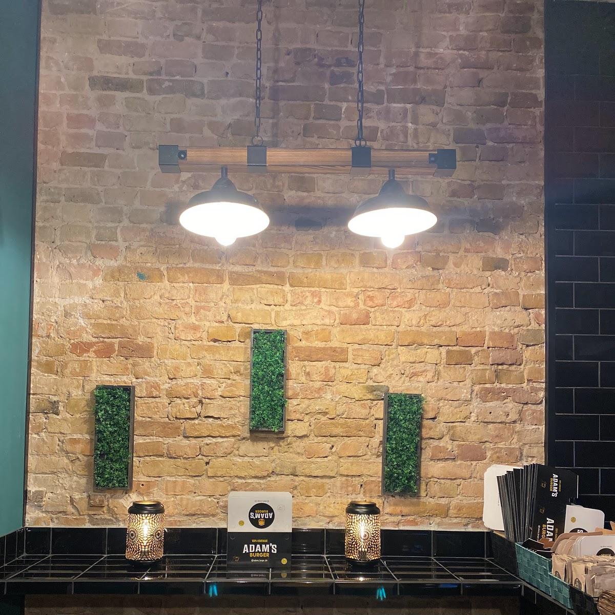 Restaurant "Adam’s Burger" in Berlin