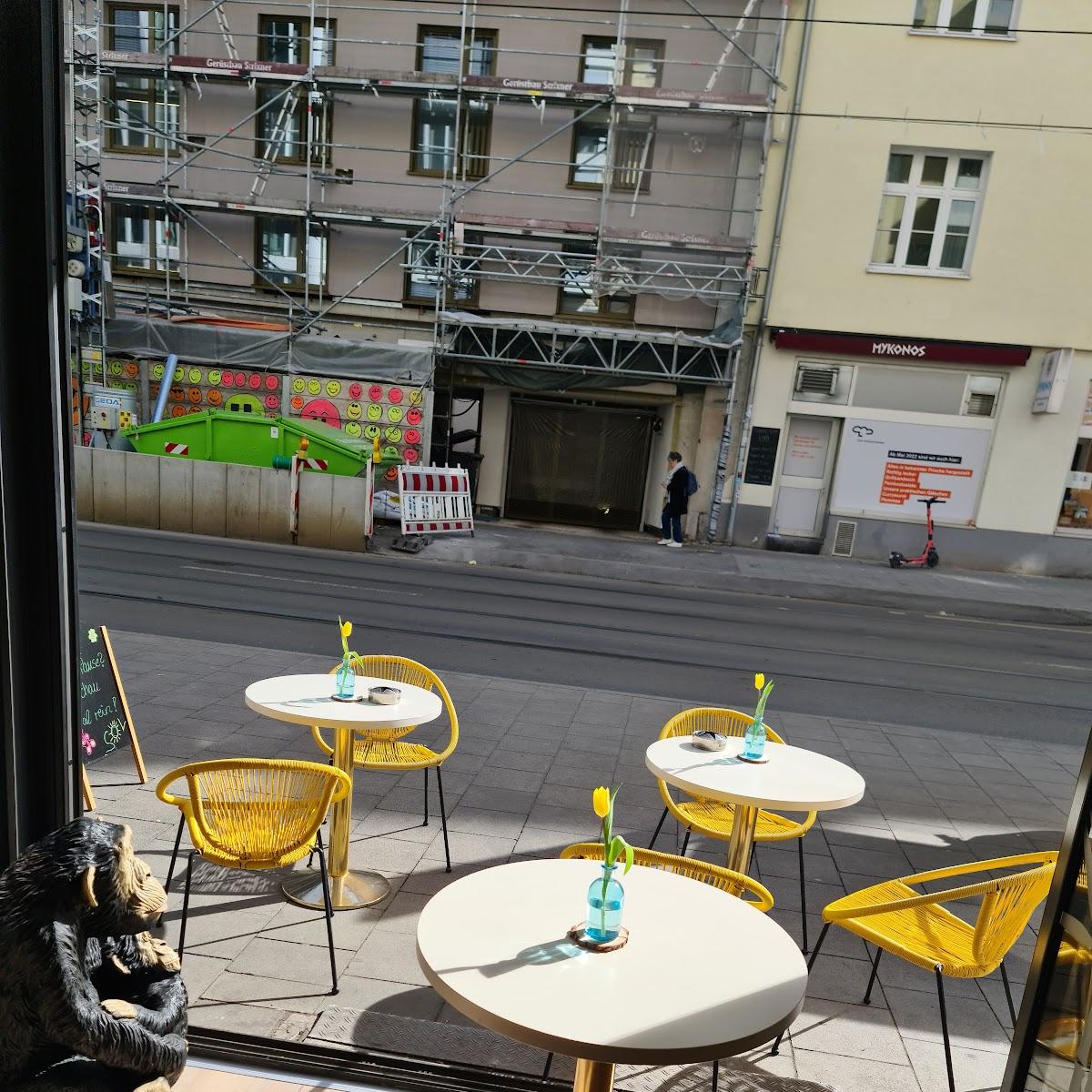Restaurant "Cafe Papagaio" in München