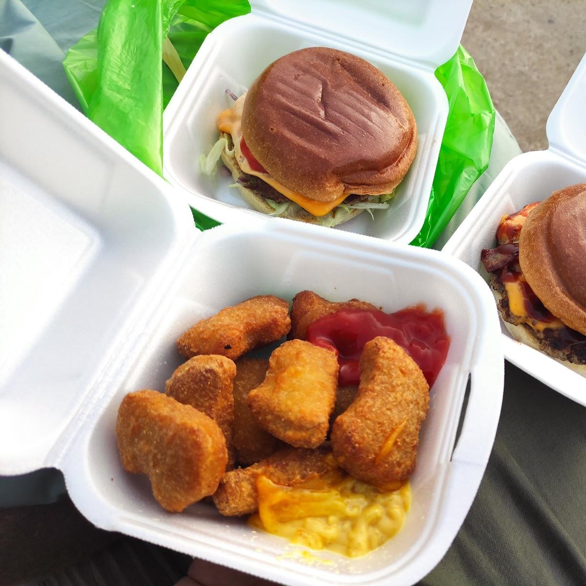 Restaurant "Sand & Burg Foodtruck" in Frankfurt am Main