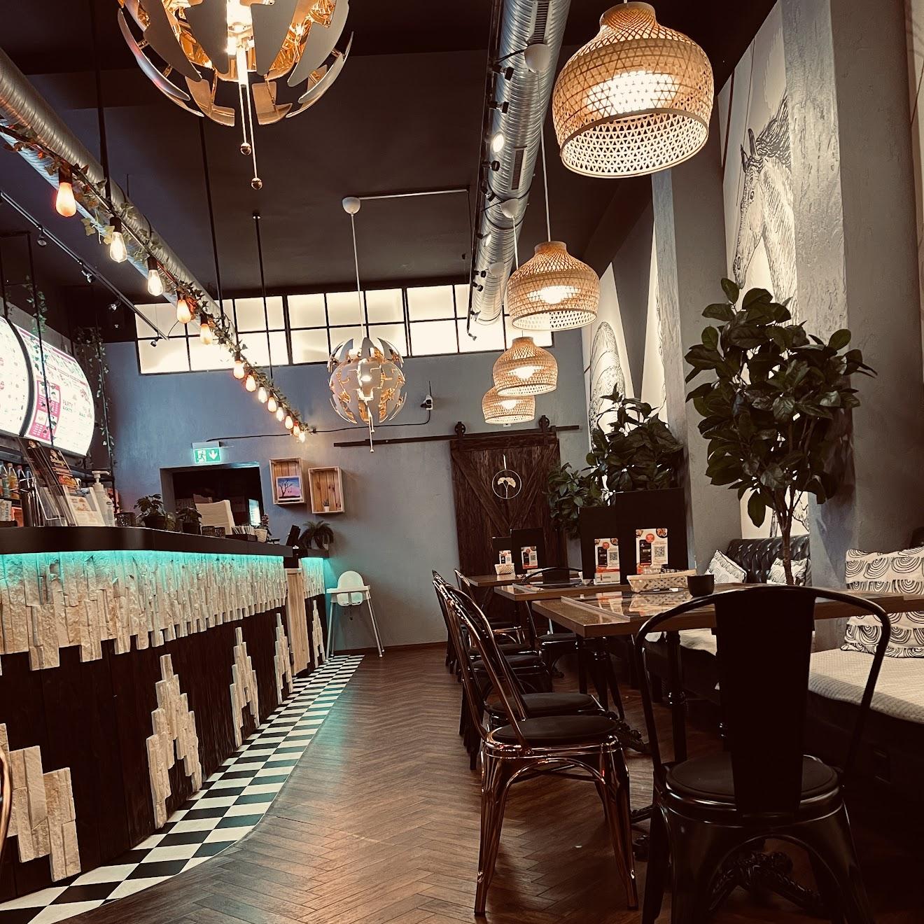 Restaurant "Sticky