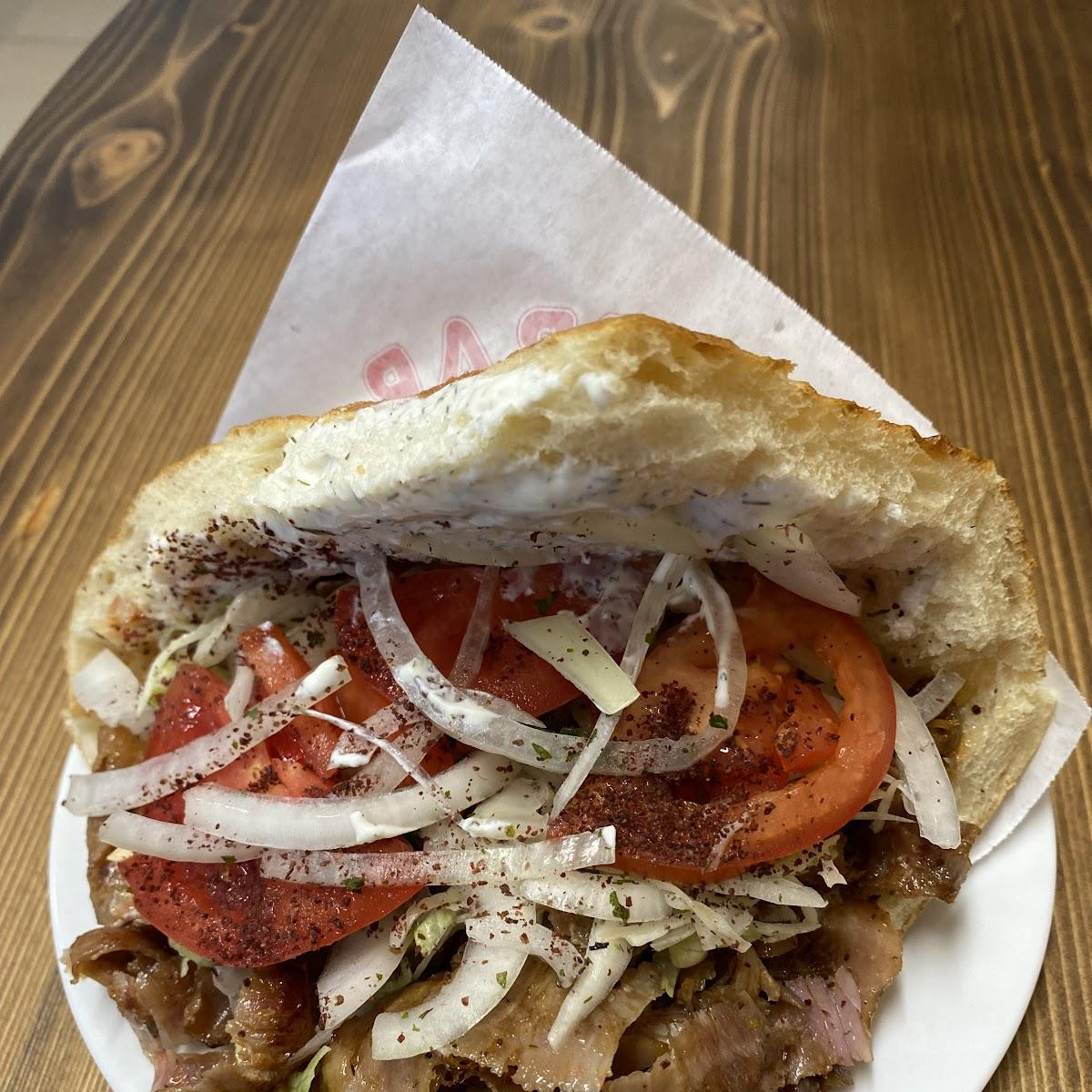 Restaurant "BULLDÖNER" in Halver