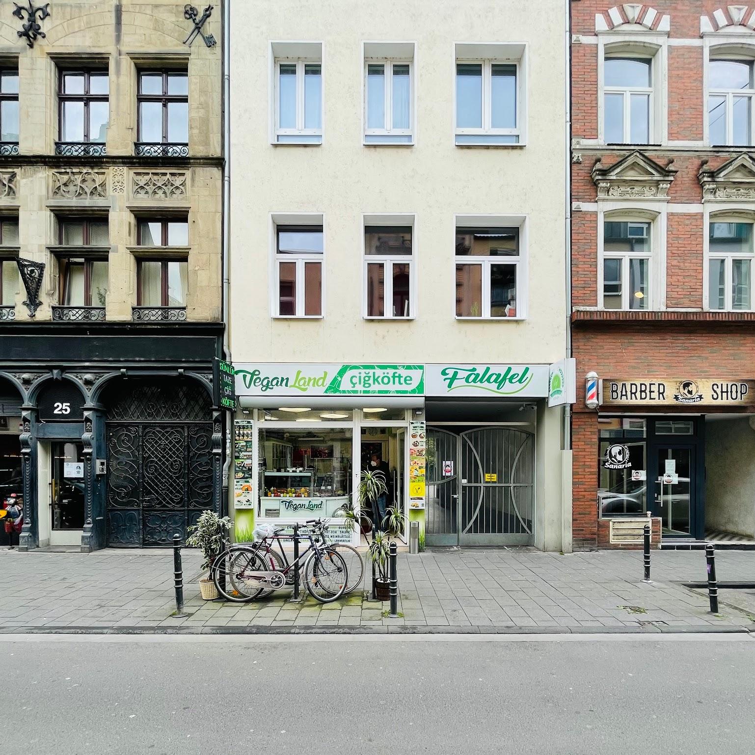 Restaurant "Veganland Cigköfte" in Köln