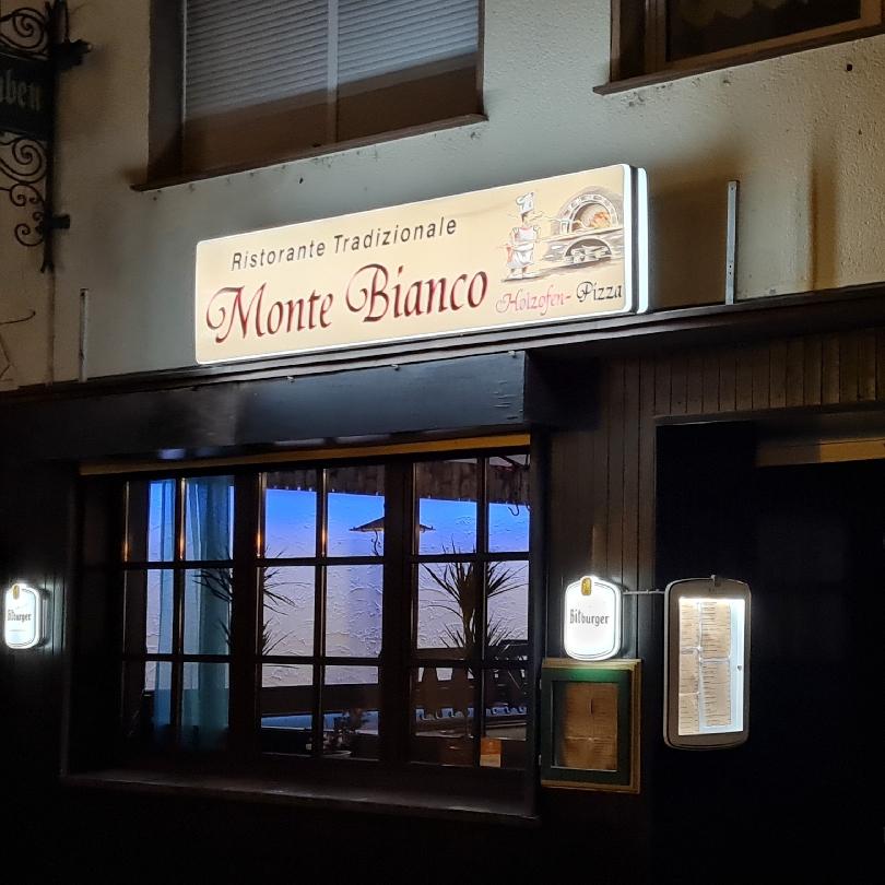 Restaurant "Ristorante  Monte Bianco  - Tradizionale HOLZOFEN Pizza" in Rheinbrohl