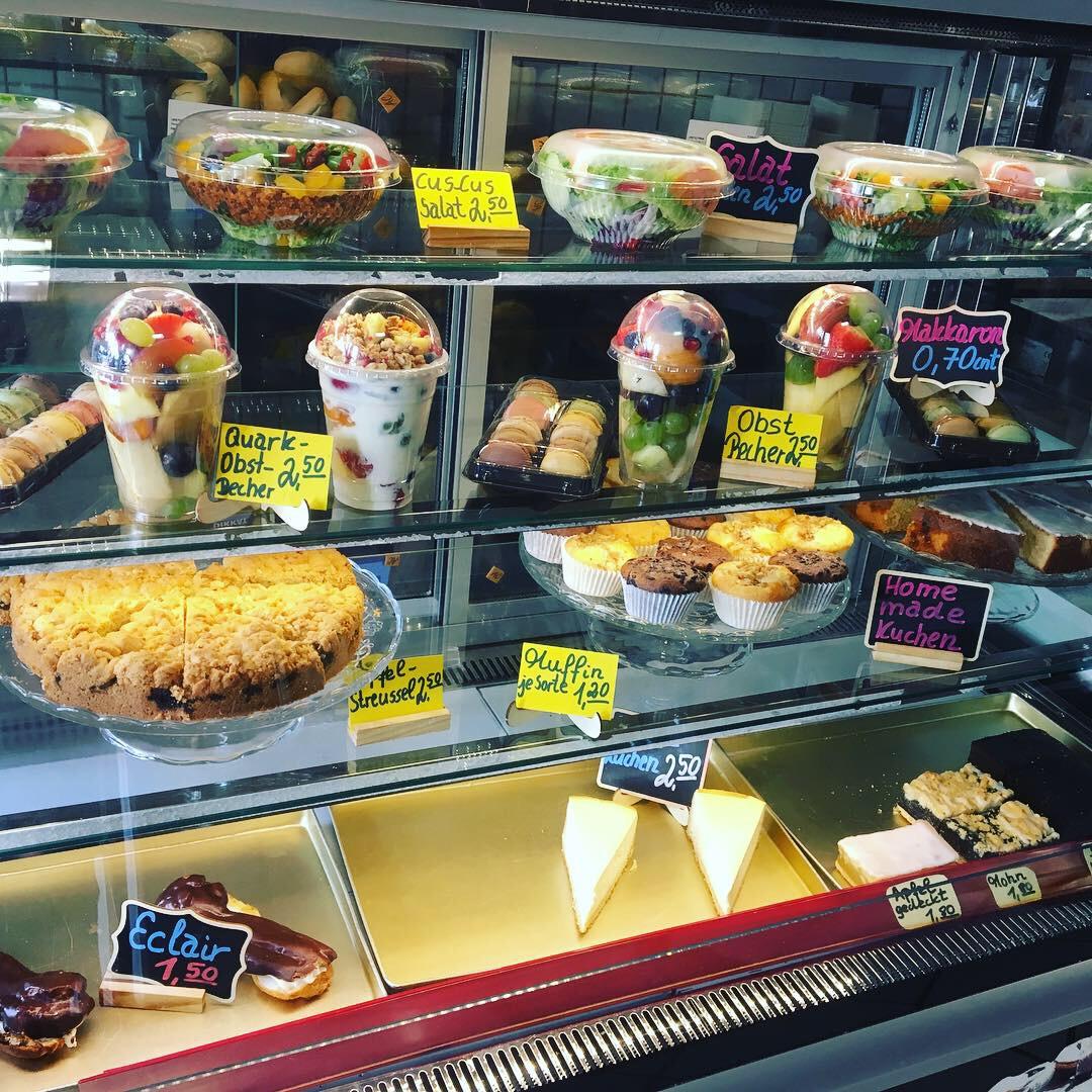 Restaurant "Kara-Mell Cafe shop" in Berlin