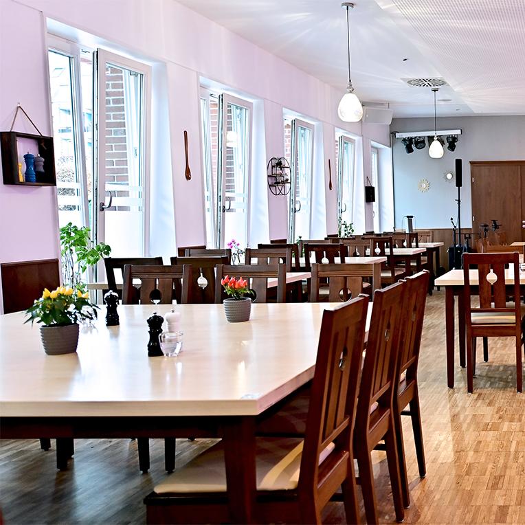 Restaurant "Alati & Piperi" in München