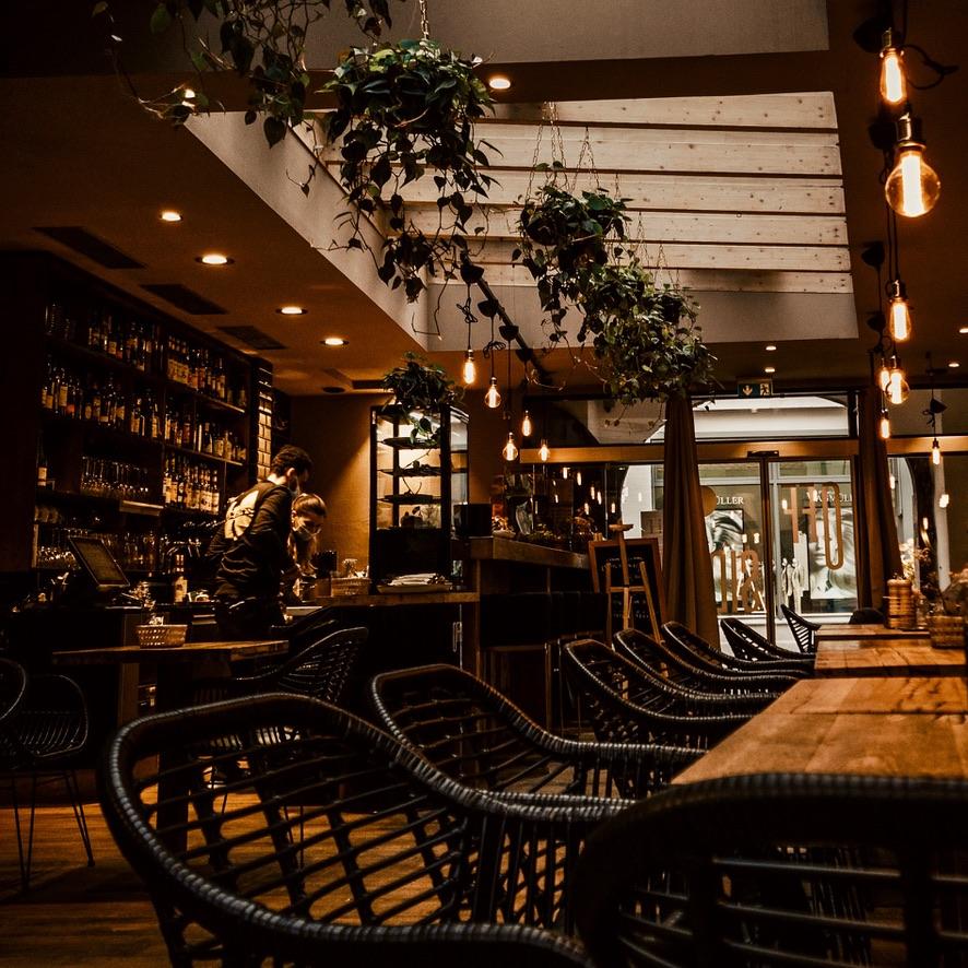 Restaurant "OFFSID3  - Café - Bar - Restaurant" in Regensburg