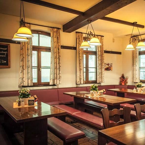 Restaurant "Maffenbeier Restaurant-Biergarten-Gaststätte" in  Rhein