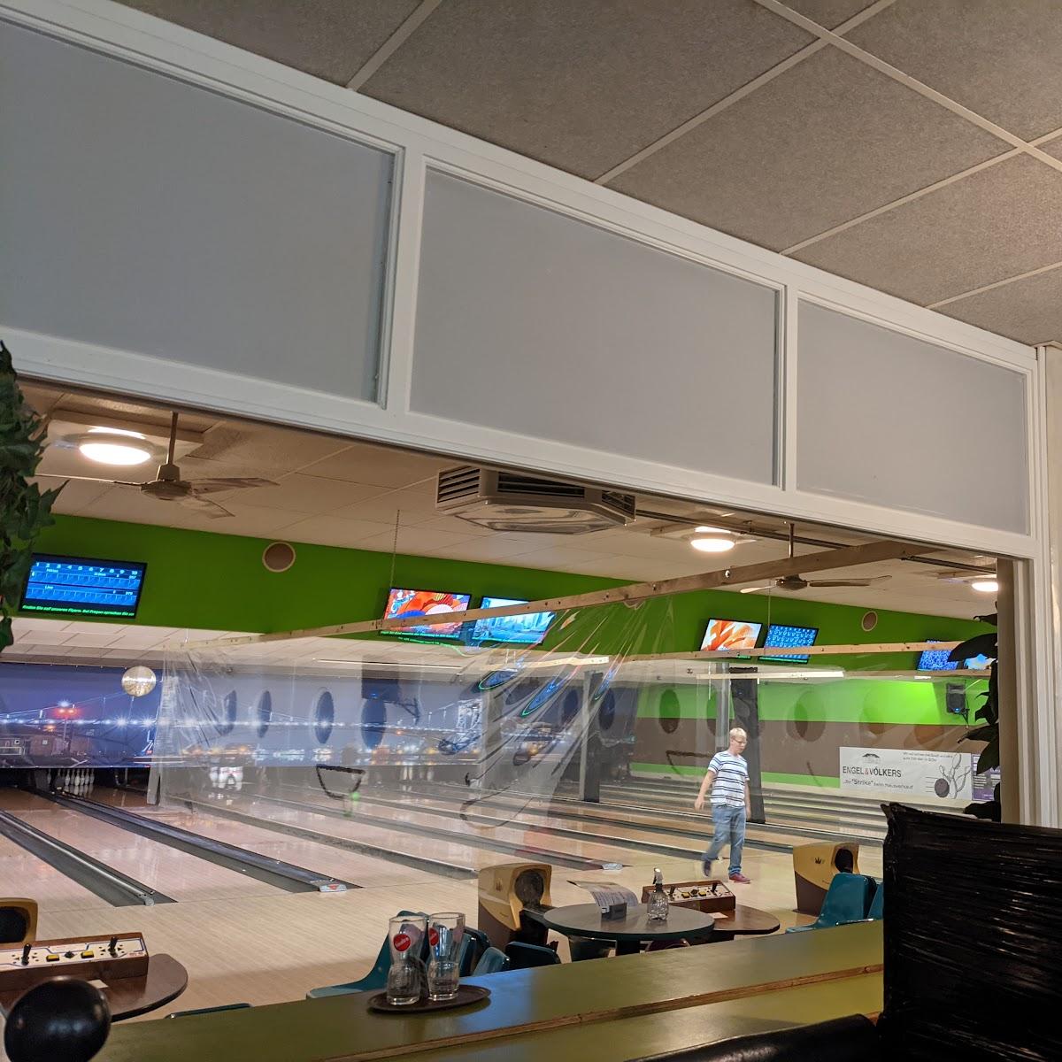 Restaurant "BCN Bowling | Bowling • Pool • Darts" in Wilhelmshaven