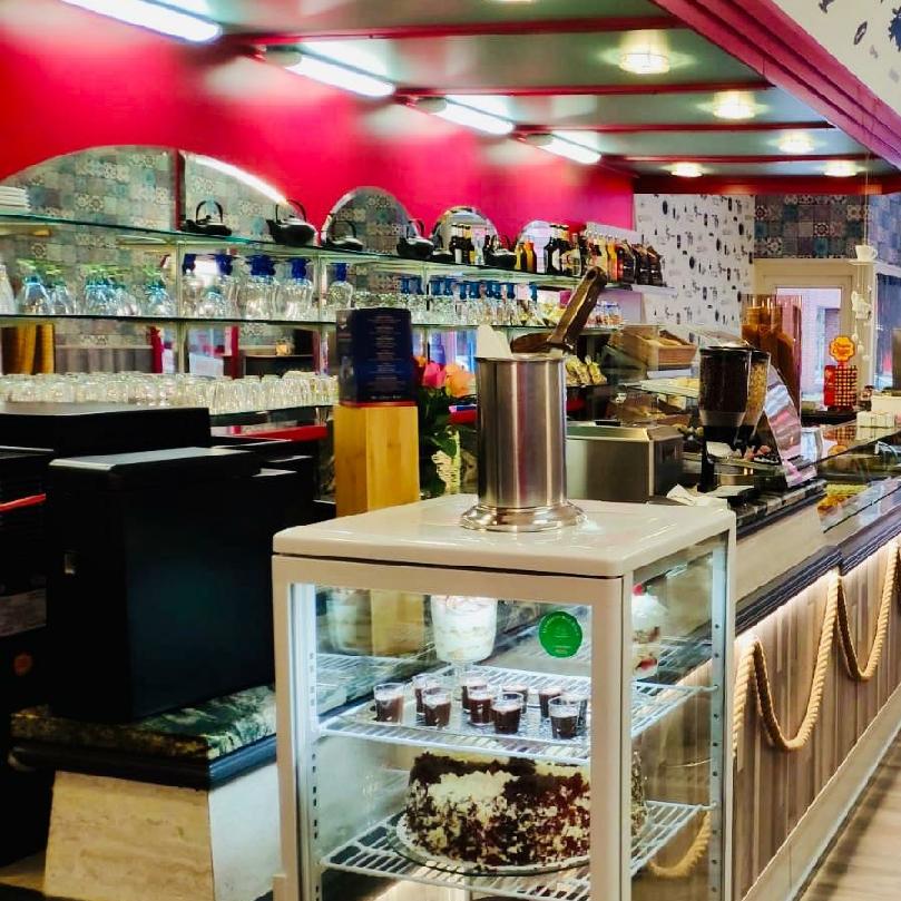 Restaurant "K&E Eiscafe Pizzeria" in Bremerhaven