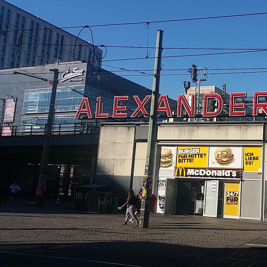 Restaurant "Currywurst Express" in Berlin