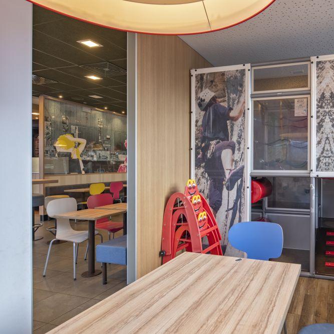 Restaurant "McDonald