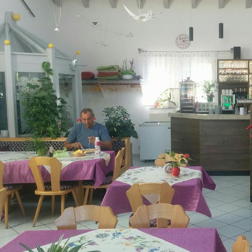 Restaurant "Öffentliche Vereinsgaststätte TRC Tennis- und Radsportclub  e.V." in  Schlierbach