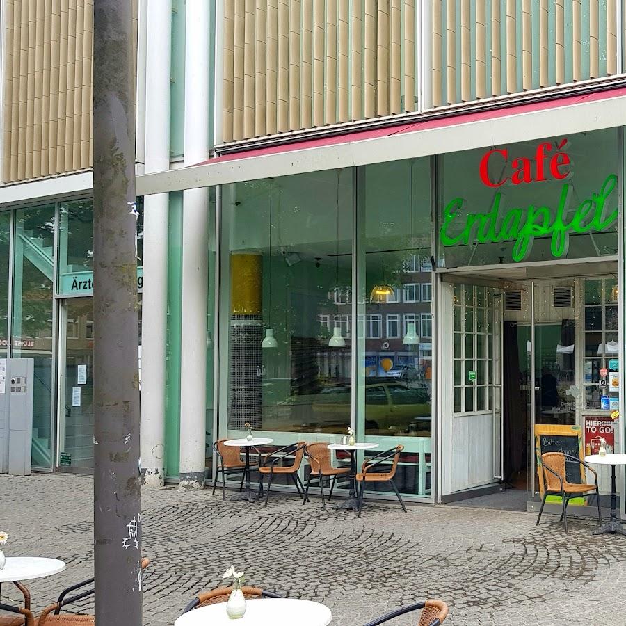 Restaurant "Café Erdapfel" in Lübeck