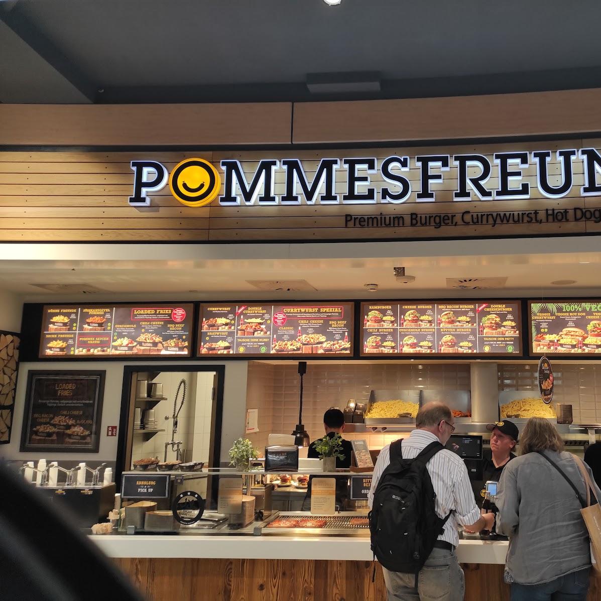 Restaurant "Pommes Freunde Europa Passage" in Hamburg