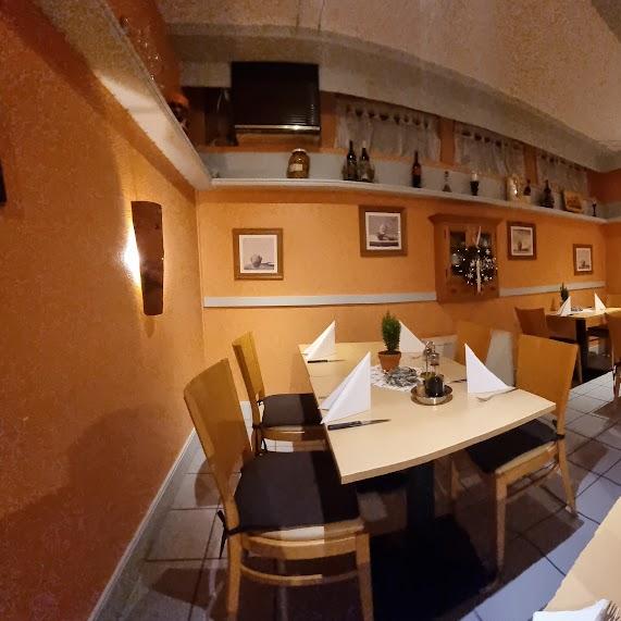 Restaurant "PIZZERIA il pomodoro" in Zell unter Aichelberg