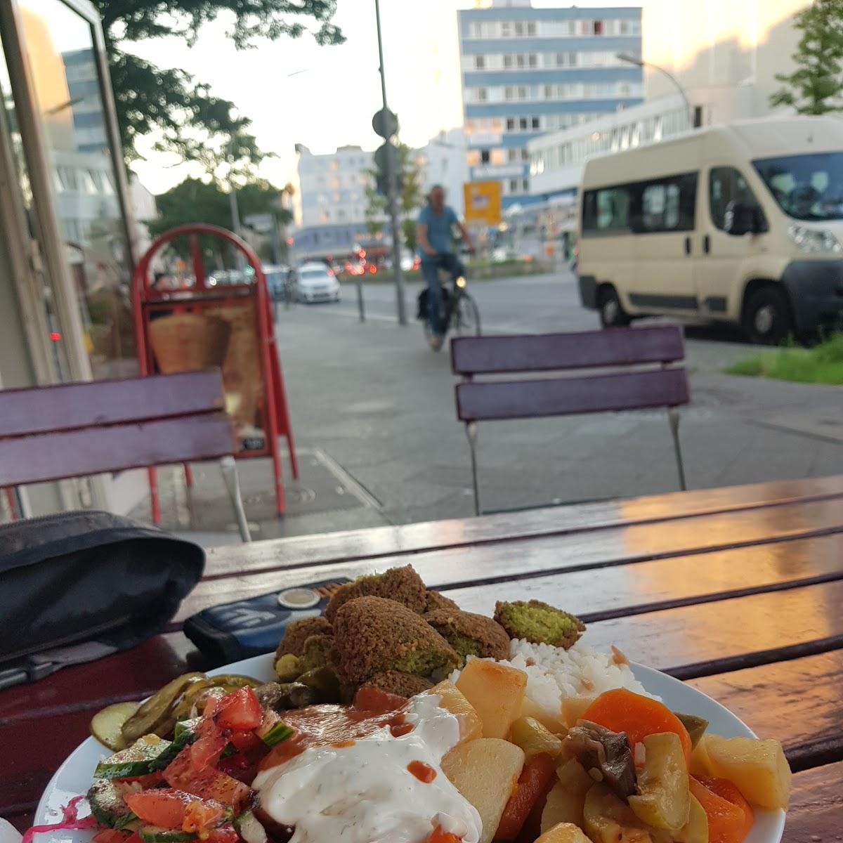 Restaurant "DöNERZADE" in Berlin