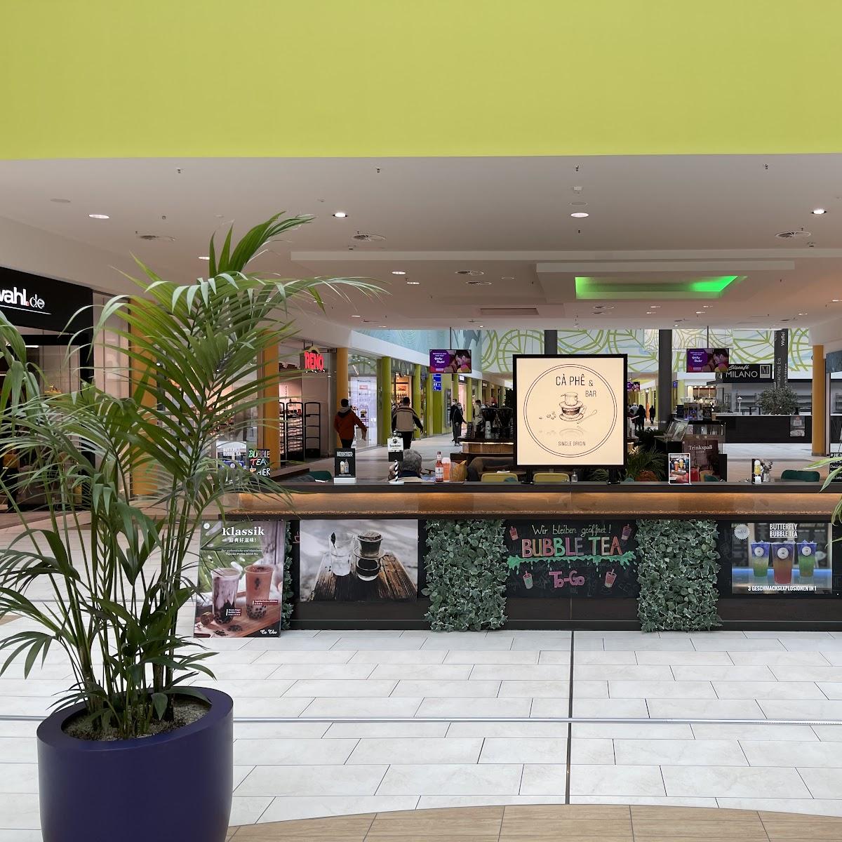 Restaurant "CÀ PHÊ & BAR" in Wildau