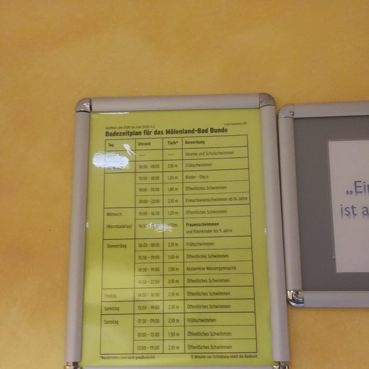 Restaurant "Cafe Mölenland" in Bunde